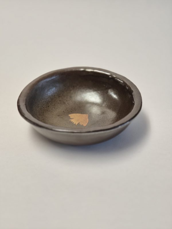 2026/04/1000072414-skalirano.jpg Wood fired bowl with bird