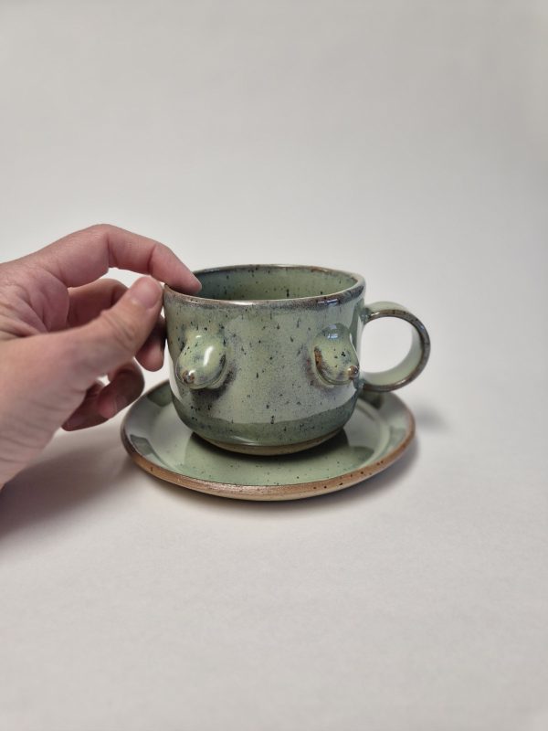 Ceramic tea set in green