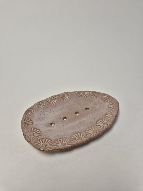 Ceramic soap holder in pink