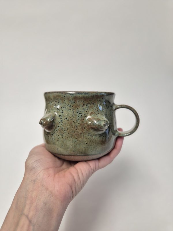 Ceramic body shaped mug