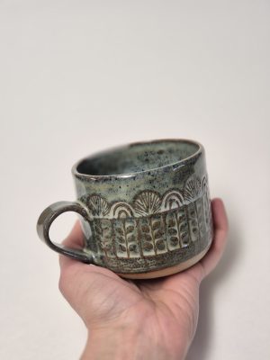 Textured coffee mug