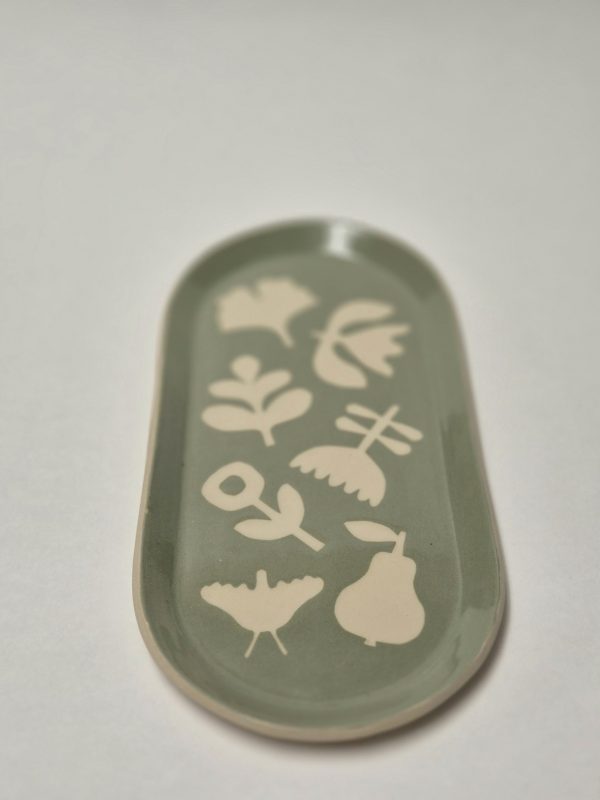 Ceramic tray in green
